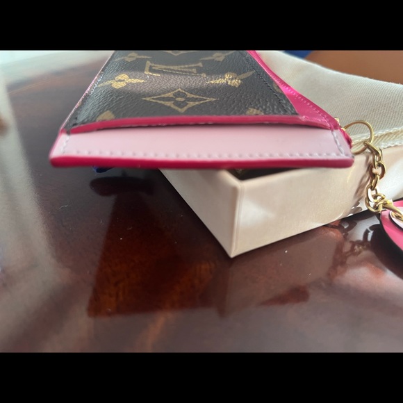 Louis Vuitton Flower Bloom Card Holder - Picture 7 of 9